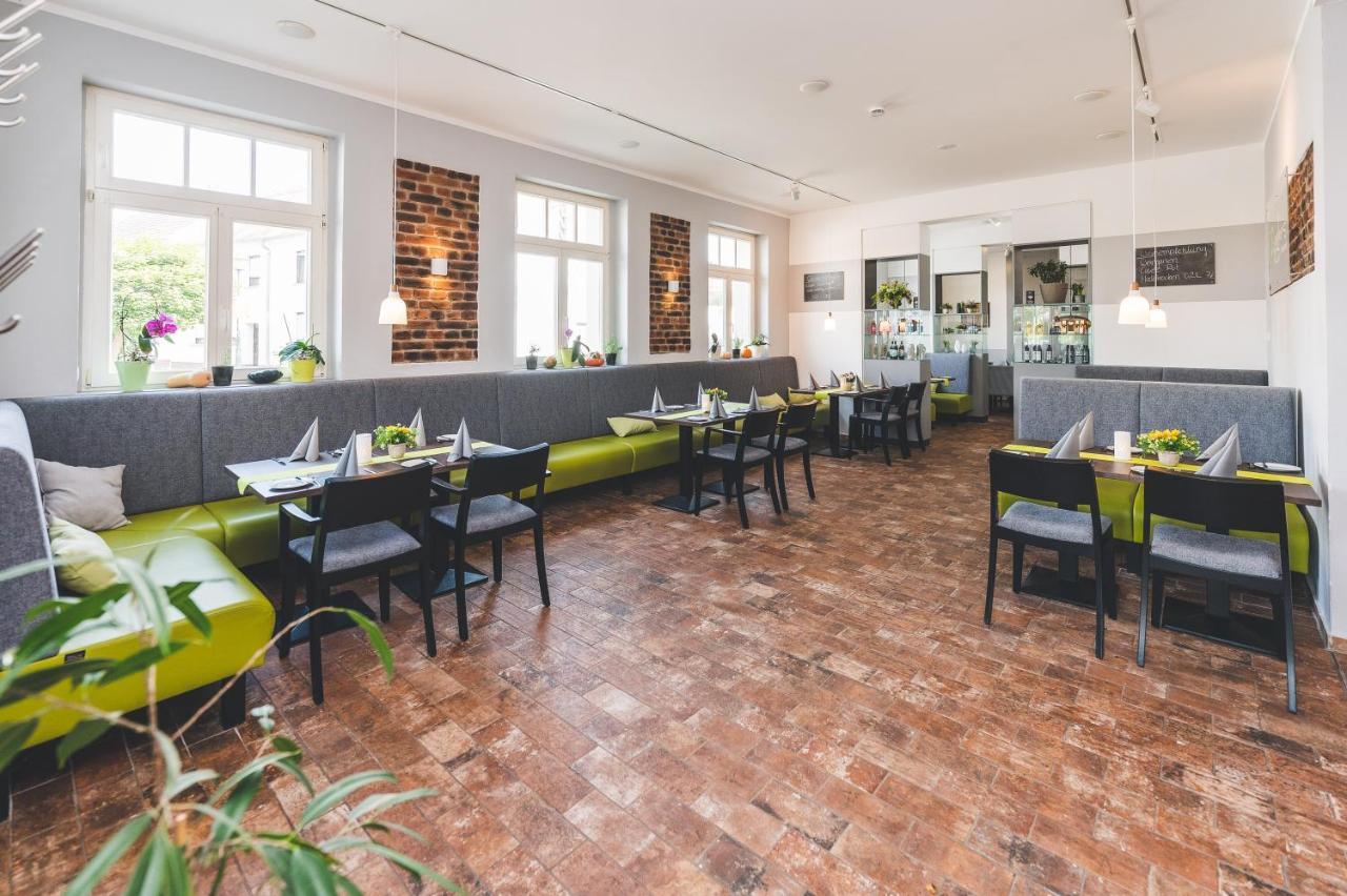 Zieglers Restaurant & Pension Oranienbaum-Woerlitz Exteriör bild